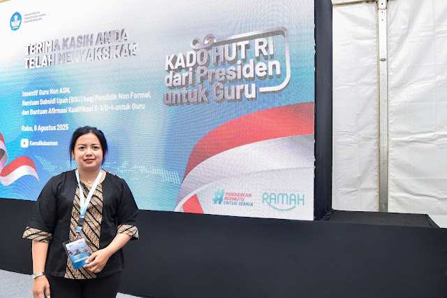 Apresiasi dan Ucapan Terima Kasih Para Pendidik akan Kado HUT RI dari Presiden untuk Guru Apresiasi dan Ucapan Terima Kasih Para Pendidik akan Kado HUT RI dari Presiden untuk Guru